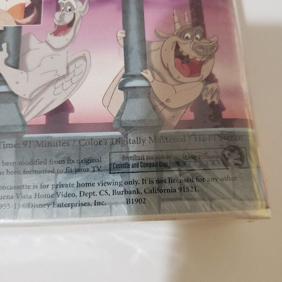 UNOPENED Disney Masterpiece Hunchback Notre Dame - Picture 16 of 16
